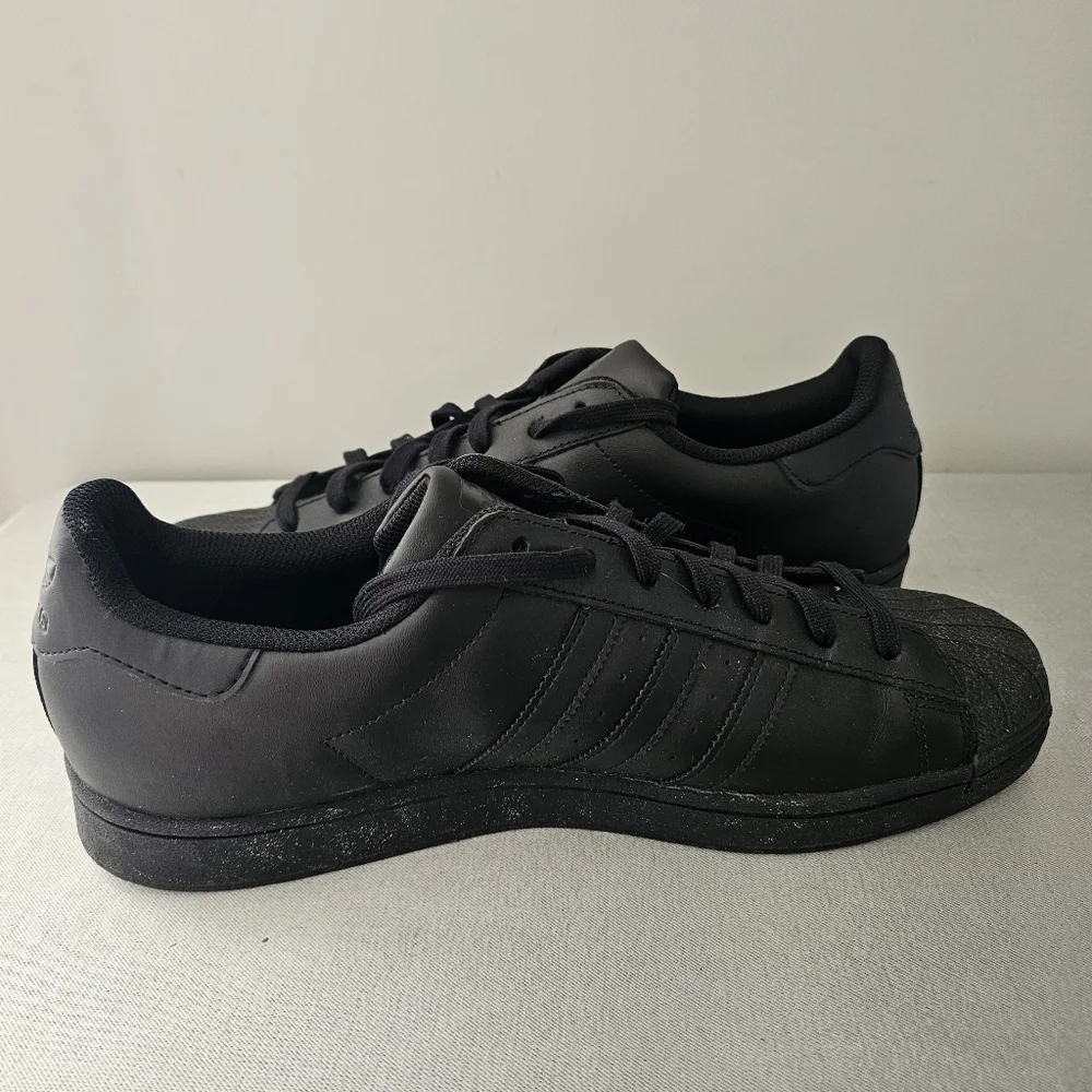 ADIDAS Superstar Mens All Black Sneakers Size 13
